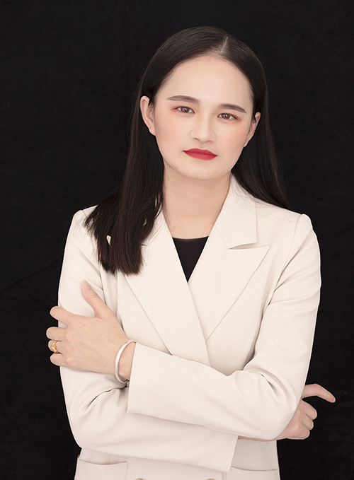 韦娇律师照片2.jpg